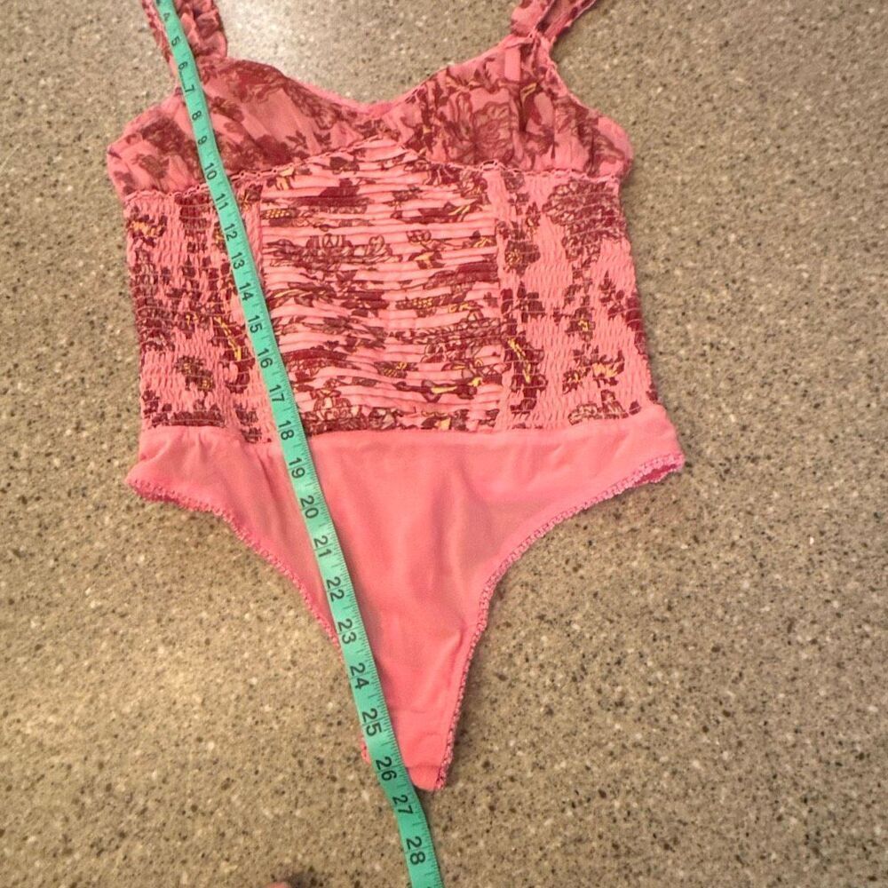 FREE PEOPLE Weekend Plans Pink Smocked Floral Ruffle Bodysuit - Picture 8 of 16